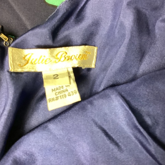 Julie Brown silk women SZ 2 navy & turquoise abstract print babydoll mini v-neck - Picture 6 of 9